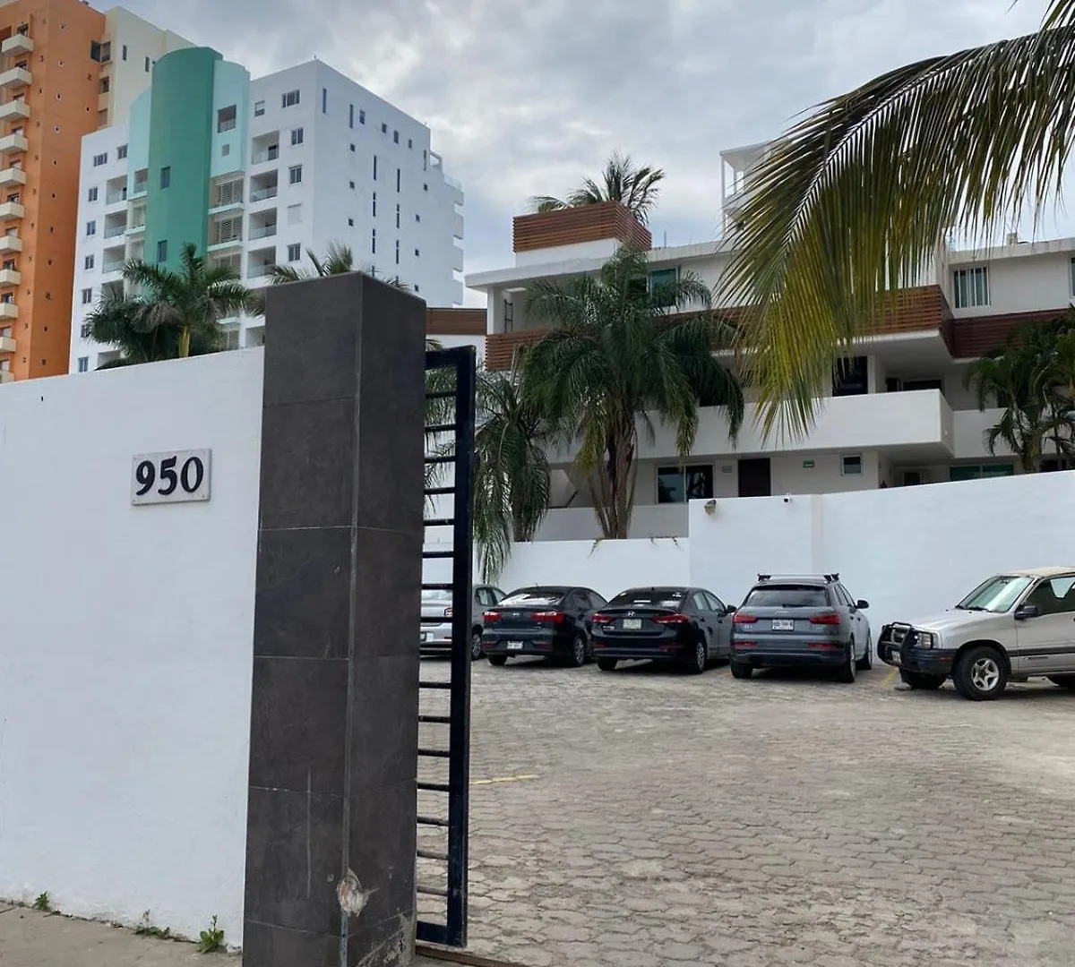 Marina Del Sol Resort Condo Directly On The Ocean 102 Масатлан